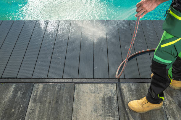 Best Deck Cleaning Services  in Baytown, TX